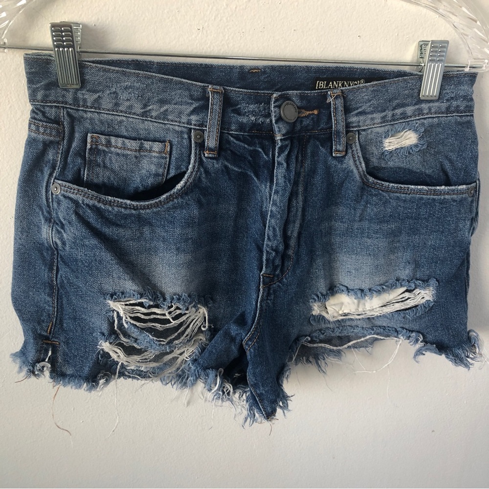 Blank NYC‎ Distressed Denim Shorts High Rise Sz 27- EUC - Picture 2 of 6